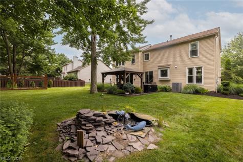 18717 Walnut Drive Strongsville OH 44149