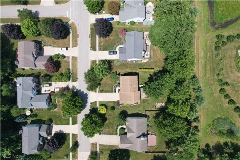 18717 Walnut Drive Strongsville OH 44149