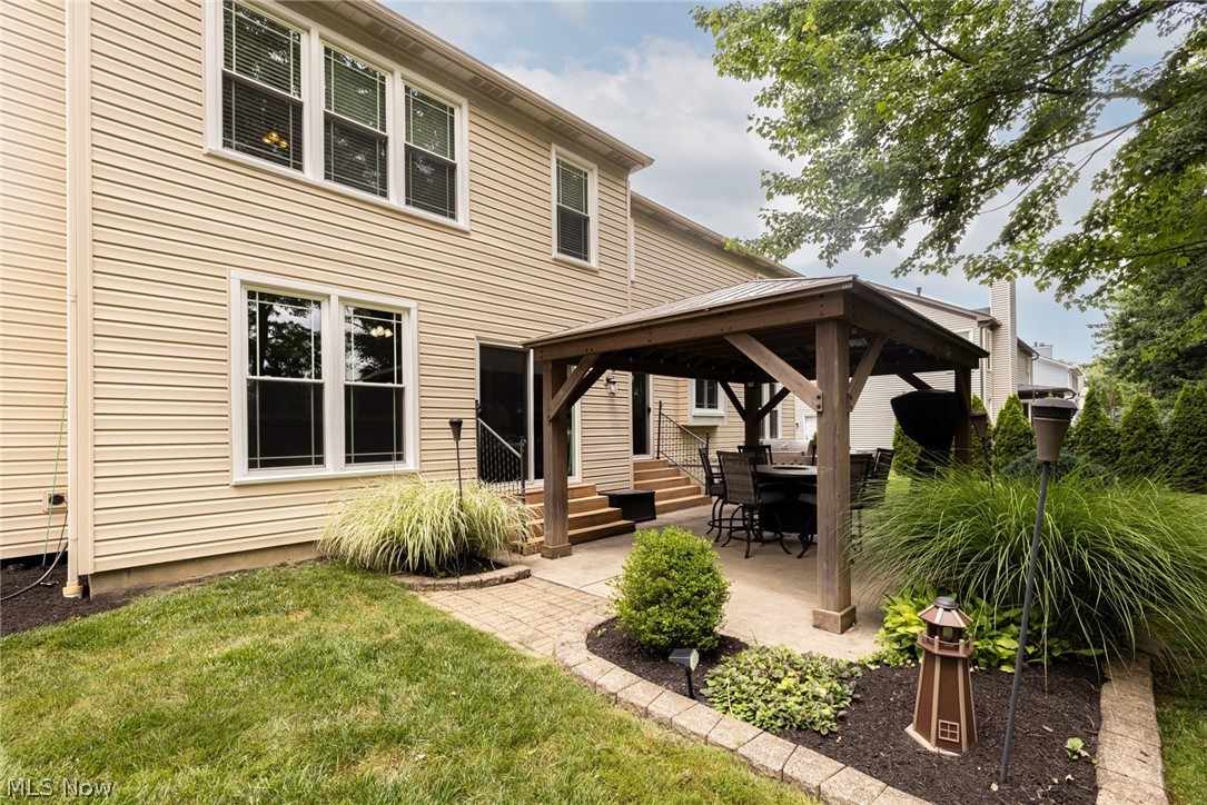18717 Walnut Drive Strongsville OH 44149