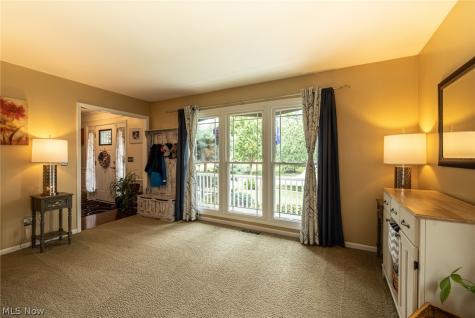 18717 Walnut Drive Strongsville OH 44149