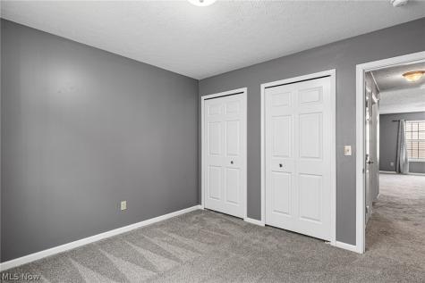 213 Westminster Way Elyria OH 44035
