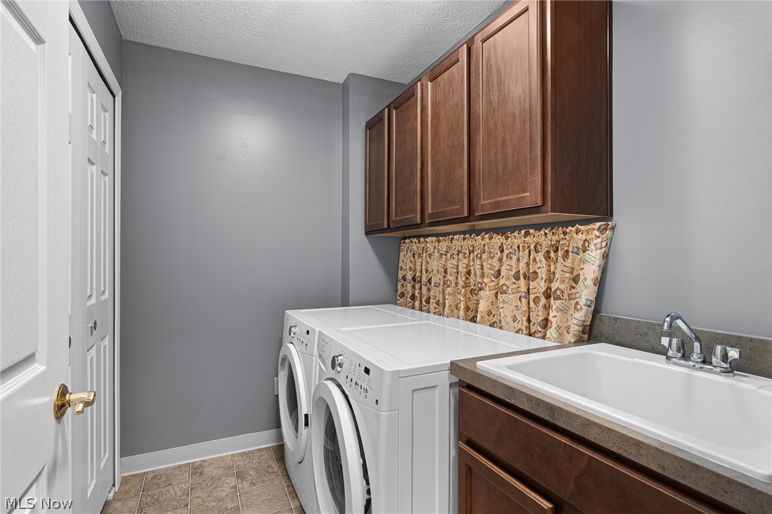 213 Westminster Way Elyria OH 44035