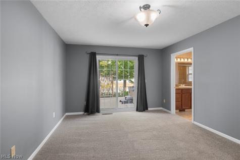 213 Westminster Way Elyria OH 44035