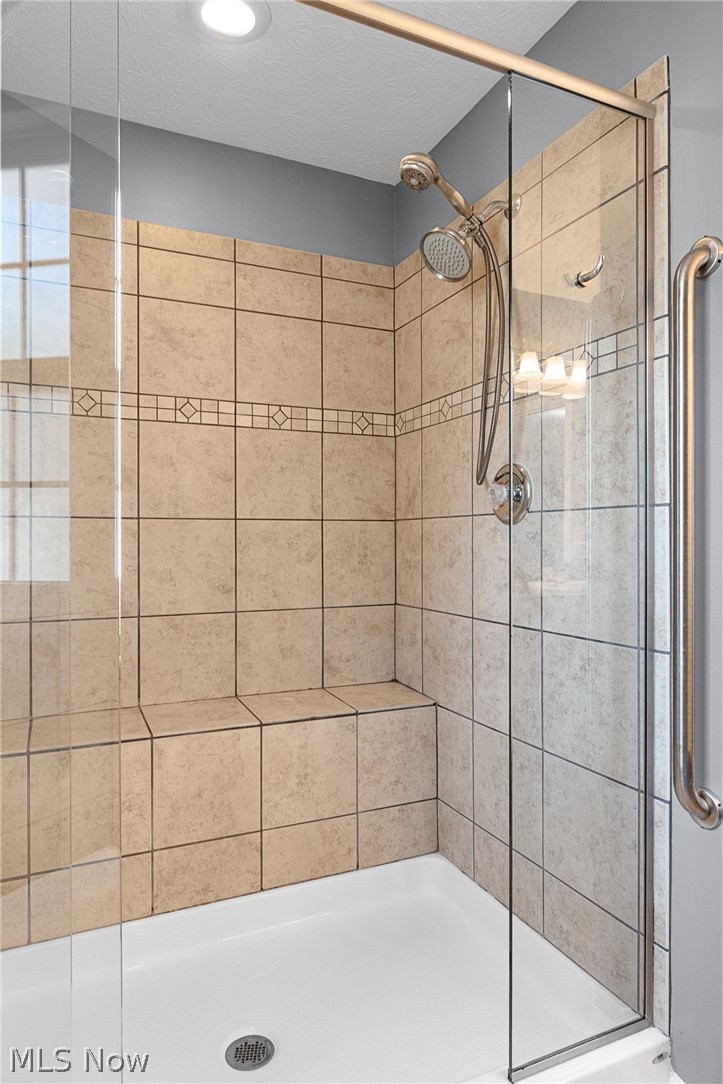 213 Westminster Way Elyria OH 44035