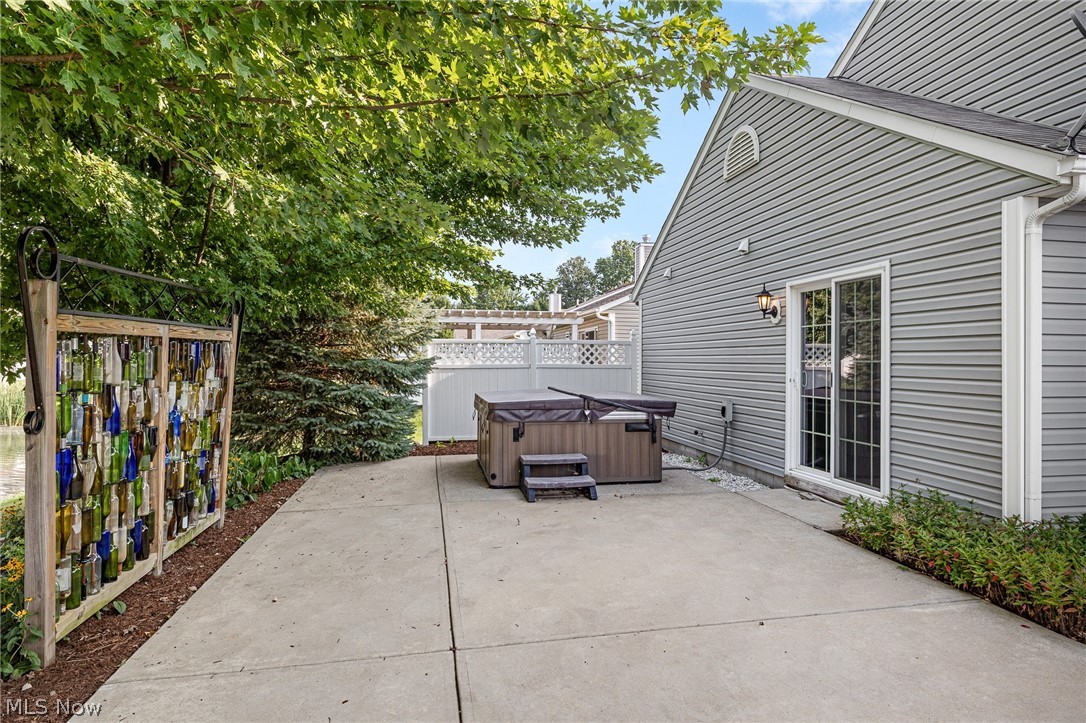 213 Westminster Way Elyria OH 44035