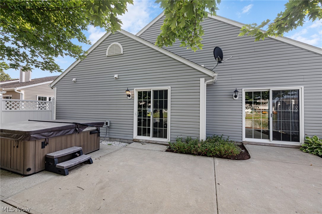 213 Westminster Way Elyria OH 44035