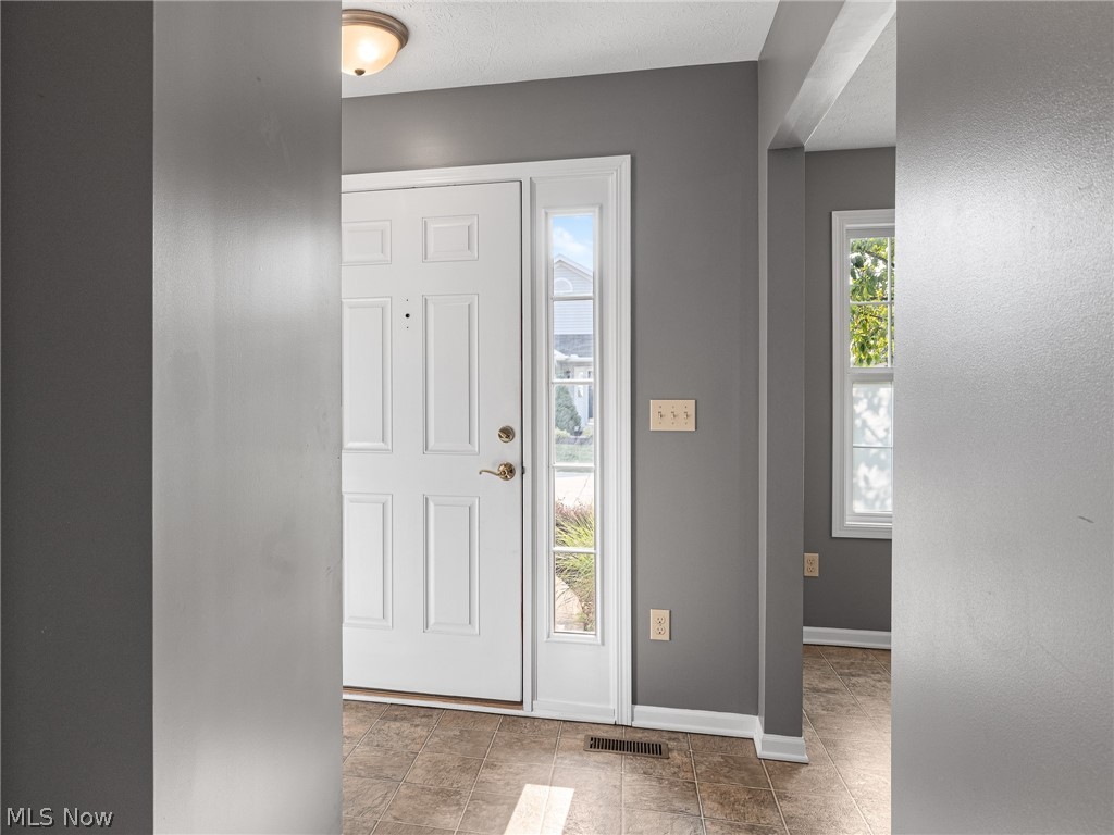213 Westminster Way Elyria OH 44035