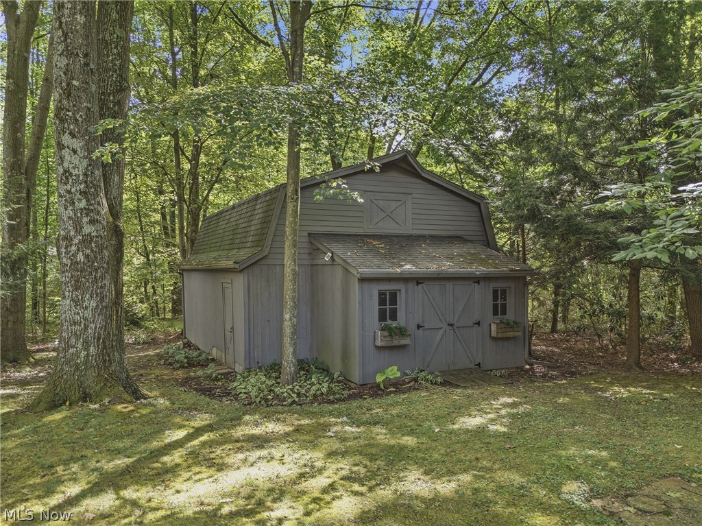 4837 Oak Knoll Avenue Newton Falls OH 44444