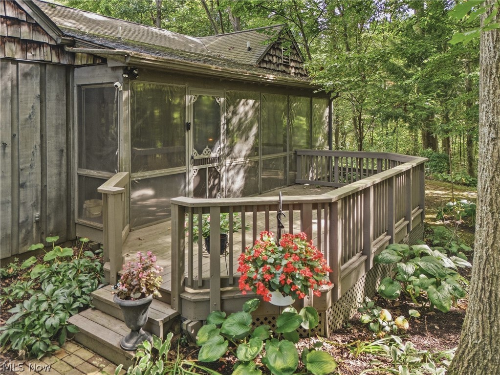 4837 Oak Knoll Avenue Newton Falls OH 44444