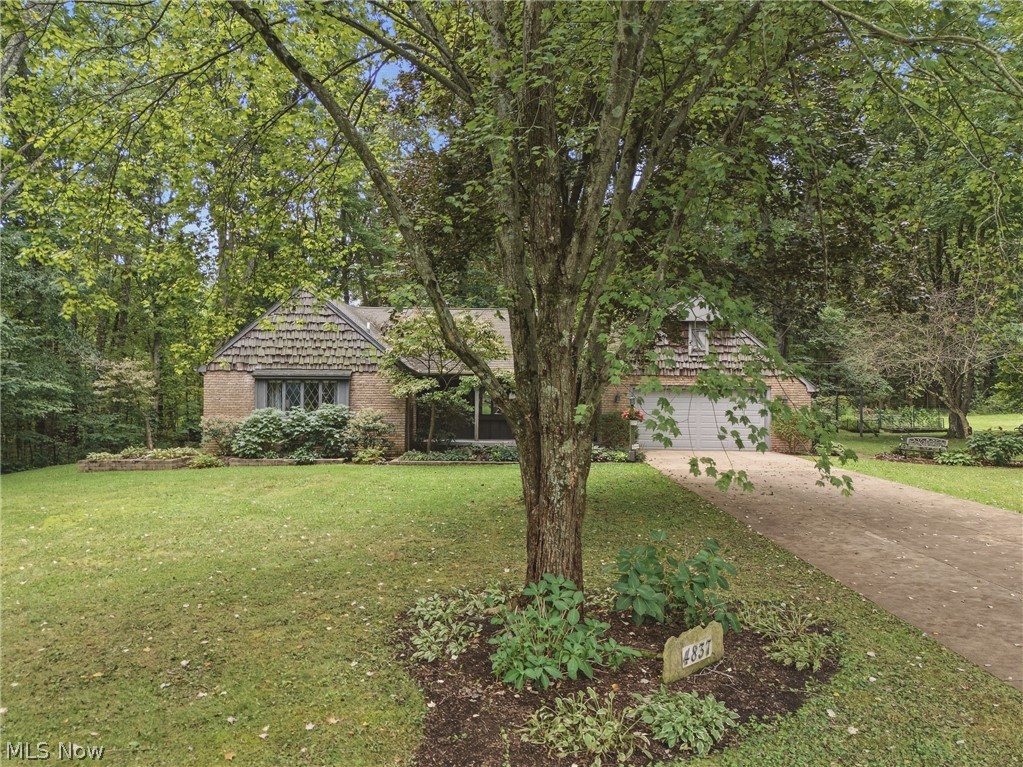 4837 Oak Knoll Avenue Newton Falls OH 44444