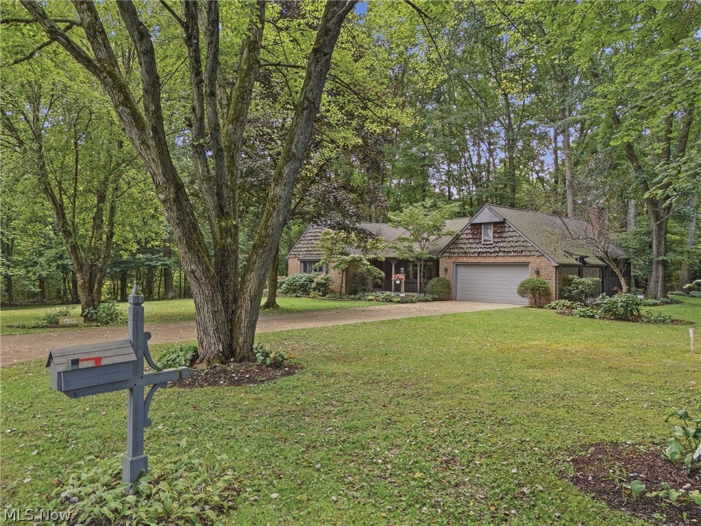 4837 Oak Knoll Avenue Newton Falls OH 44444