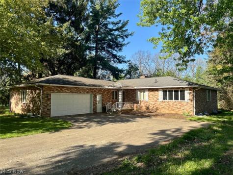 Elberta Avenue SW North Canton OH 44709