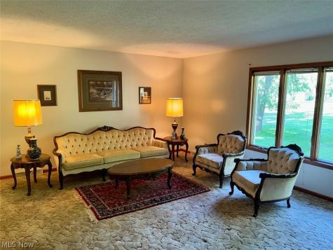 1591 Elberta Avenue SW North Canton OH 44709