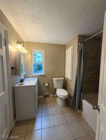 1948 Revere Road Cleveland Heights OH 44118