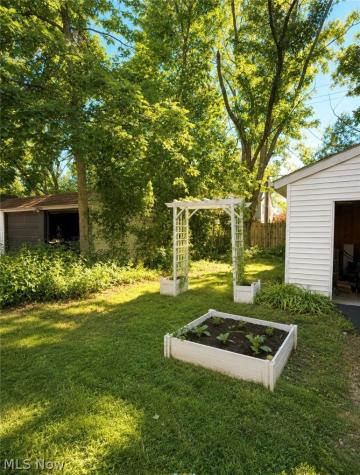 1948 Revere Road Cleveland Heights OH 44118