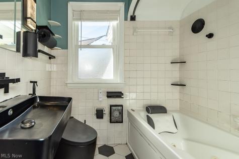 18010 Maple Heights Boulevard Maple Heights OH 44137