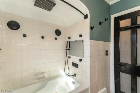 18010 Maple Heights Boulevard Maple Heights OH 44137