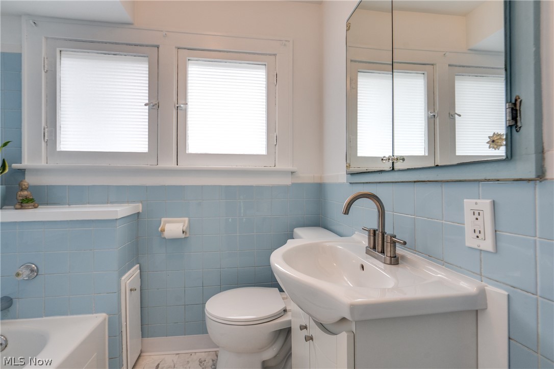 428 Kline Avenue Akron OH 44305
