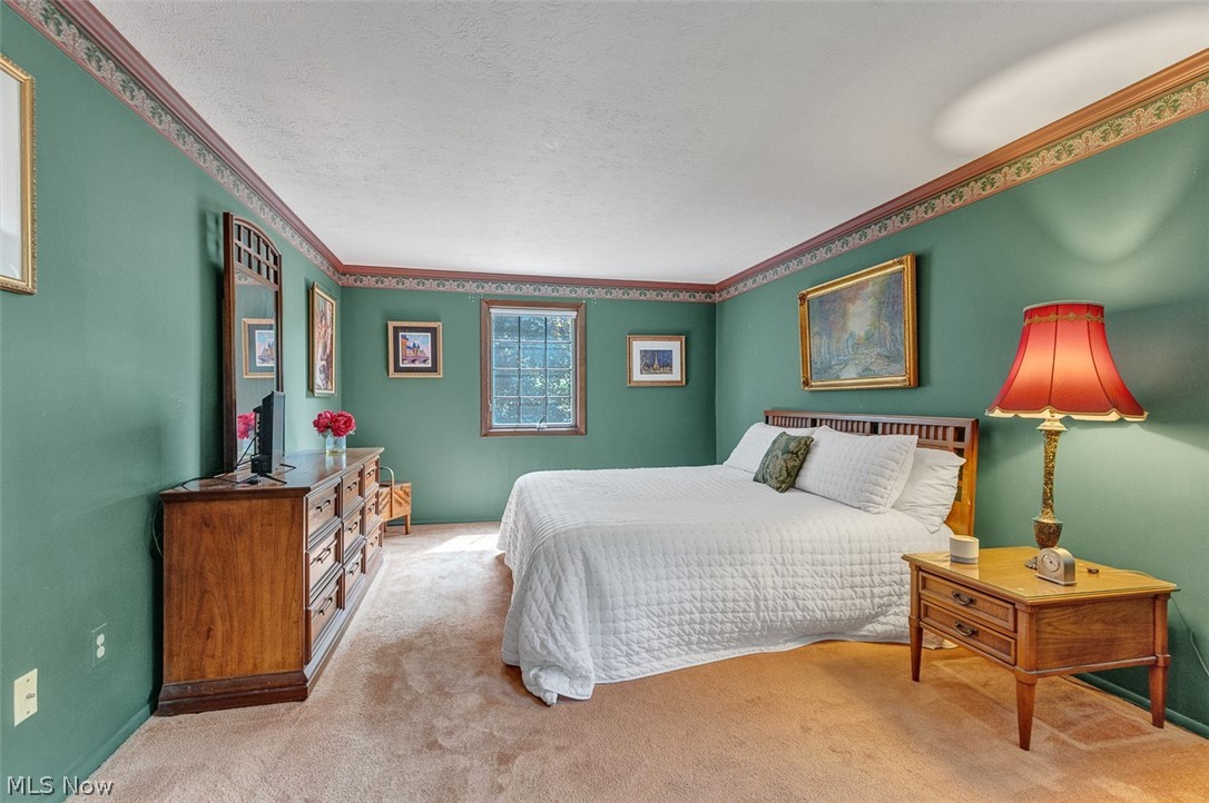 5756 Dorothy Drive North Olmsted OH 44070