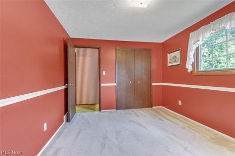 5756 Dorothy Drive North Olmsted OH 44070