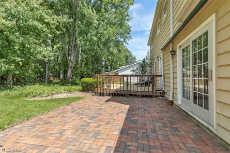 5756 Dorothy Drive North Olmsted OH 44070