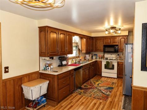 5960 Lasater Drive NW Canton OH 44718