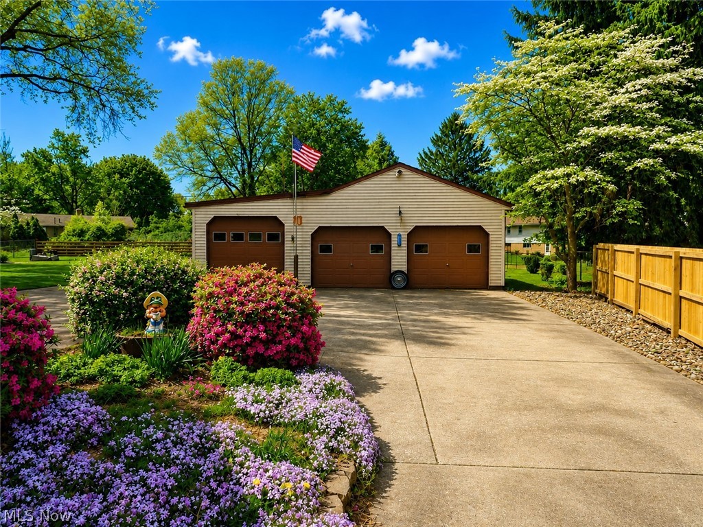 5960 Lasater Drive NW Canton OH 44718