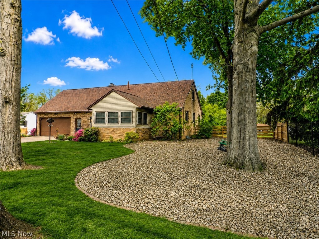 5960 Lasater Drive NW Canton OH 44718
