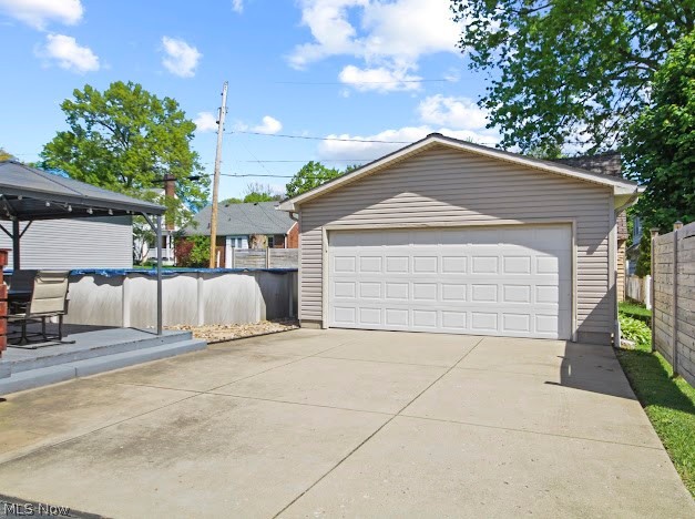 63 Helena Struthers OH 44471
