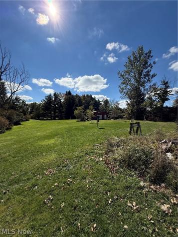14637 Mayfield Road Huntsburg OH 44046