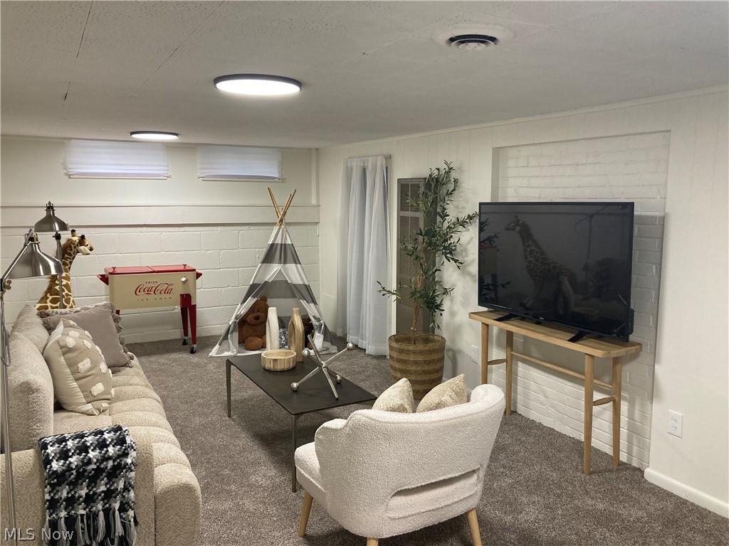 5299 Haverford Drive Lyndhurst OH 44124