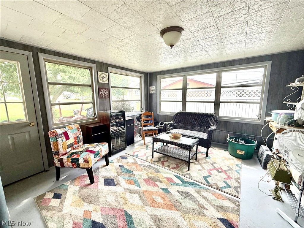917 Prospect Street NW New Philadelphia OH 44663