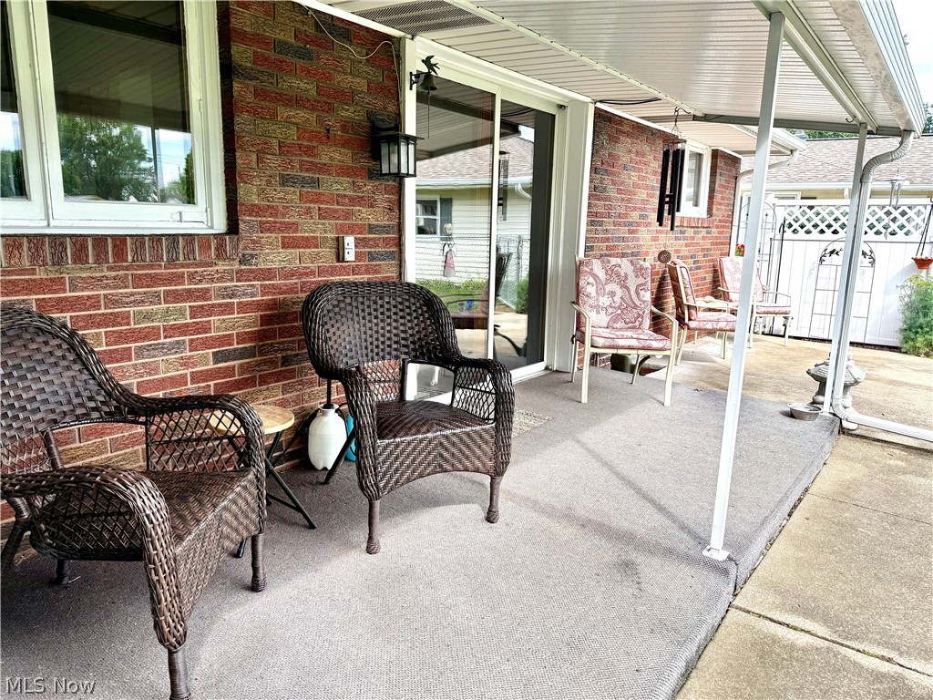 917 Prospect Street NW New Philadelphia OH 44663