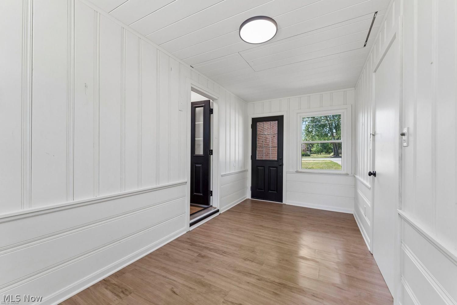 489 Mapleview Drive Seven Hills OH 44131