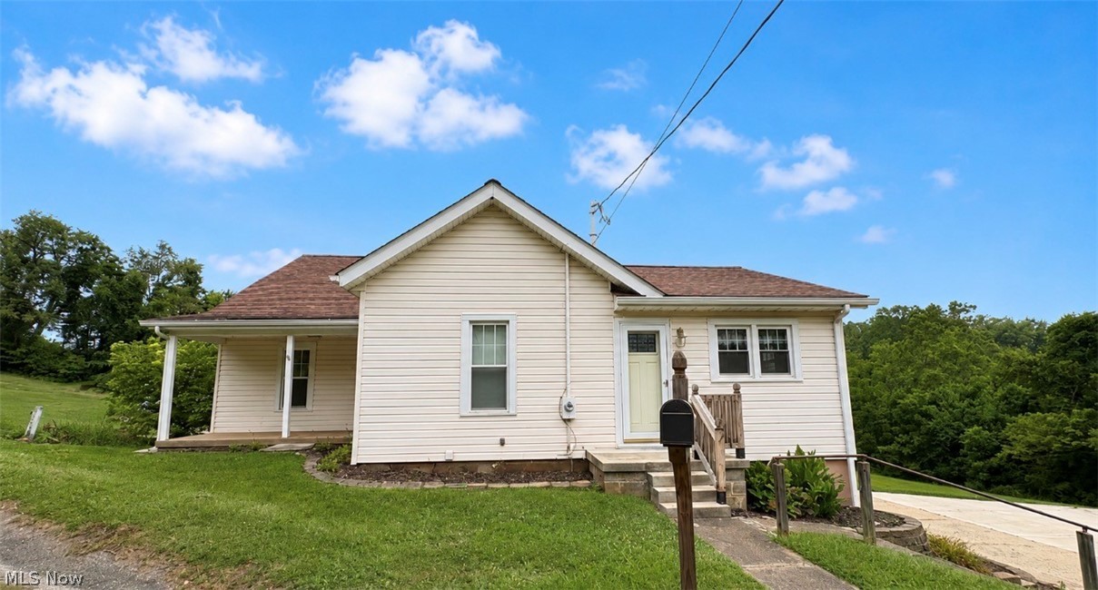53996 Colerain Pike Martins Ferry OH 43935