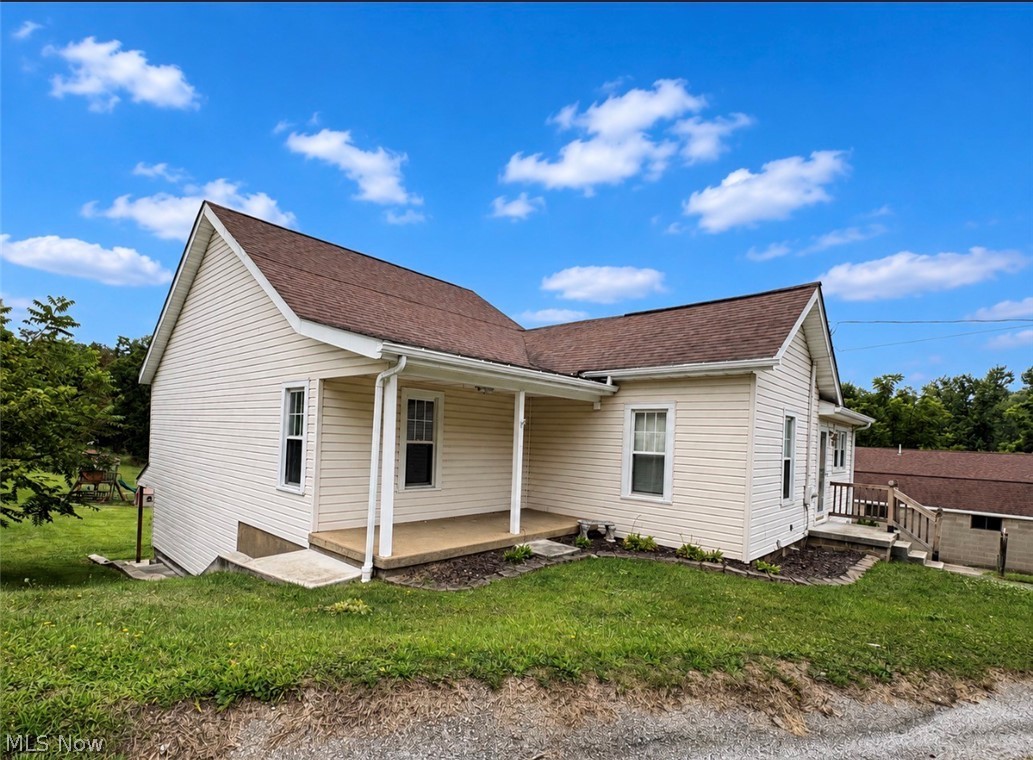 53996 Colerain Pike Martins Ferry OH 43935
