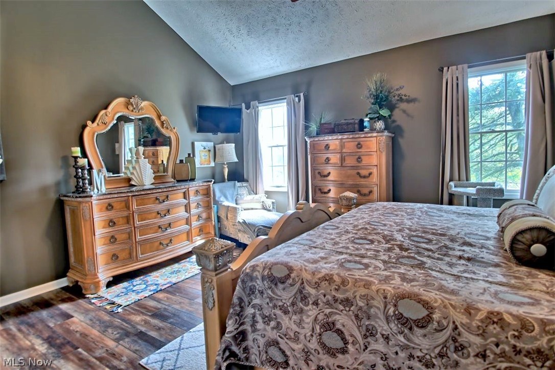 12641 Coopers Run Strongsville OH 44149
