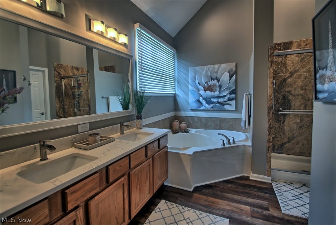 12641 Coopers Run Strongsville OH 44149