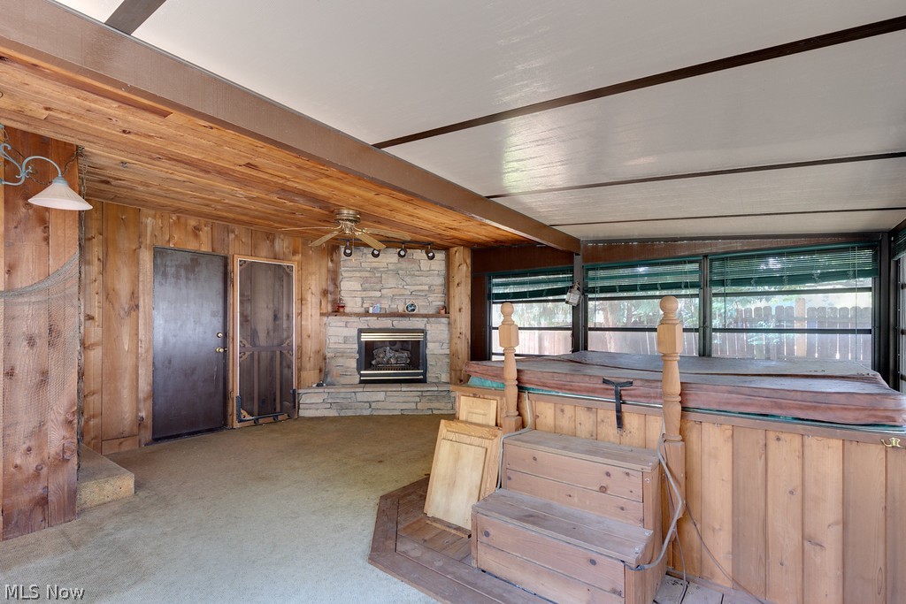 985 Carnegie Avenue Akron OH 44314