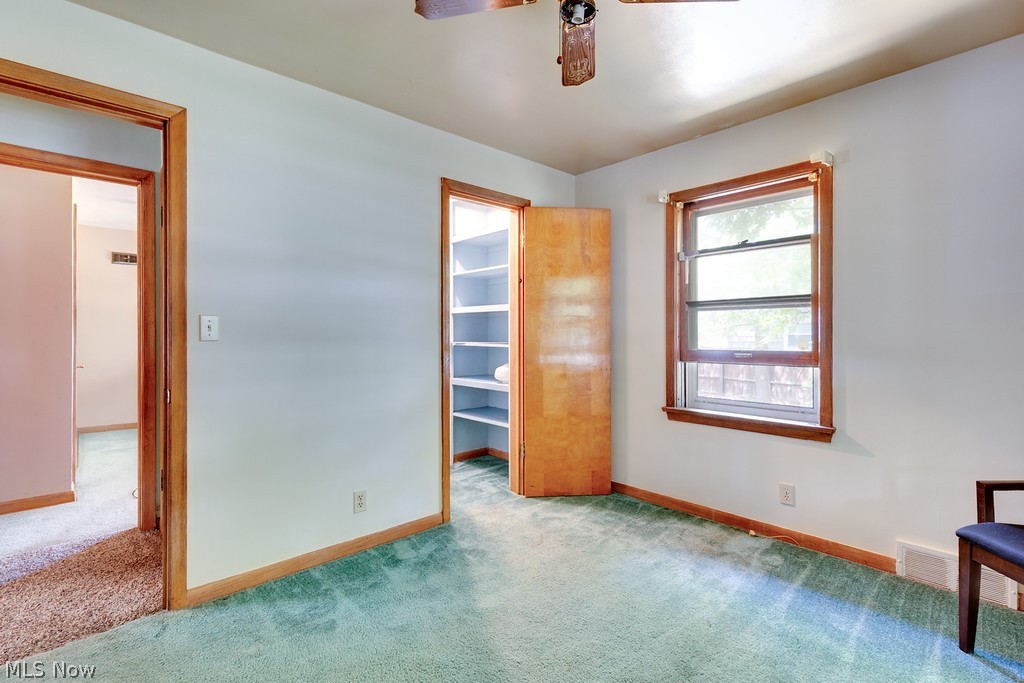 985 Carnegie Avenue Akron OH 44314