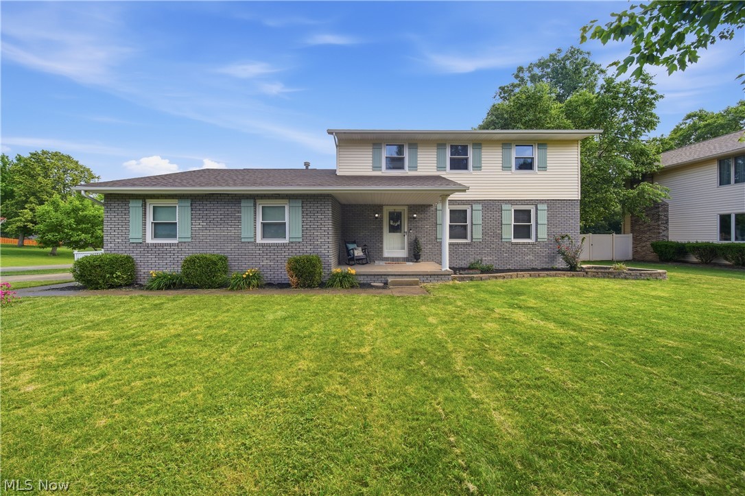 2681 Country Squire Street NW Uniontown OH 44685