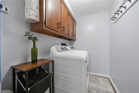 2681 Country Squire Street NW Uniontown OH 44685