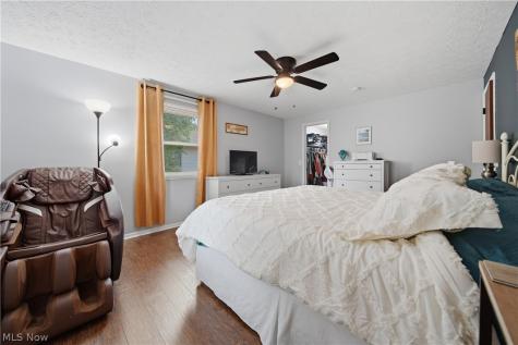 2681 Country Squire Street NW Uniontown OH 44685