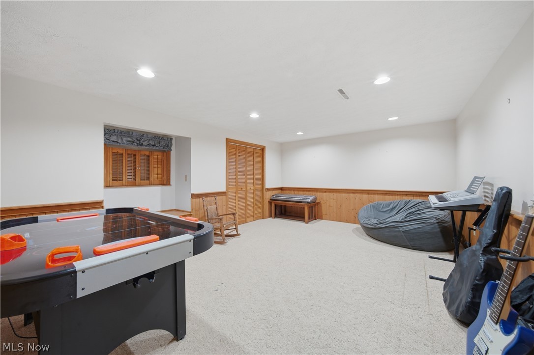 2681 Country Squire Street NW Uniontown OH 44685