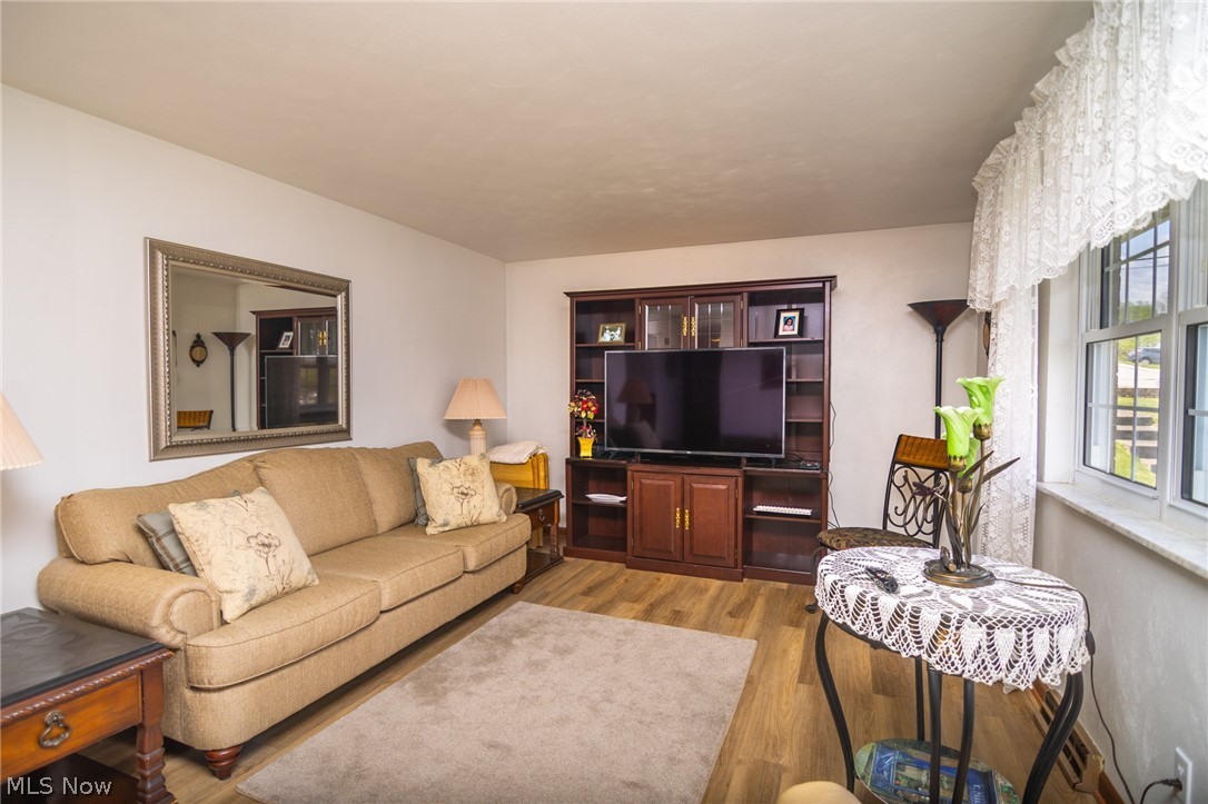 116 Rex Avenue Wintersville OH 43953