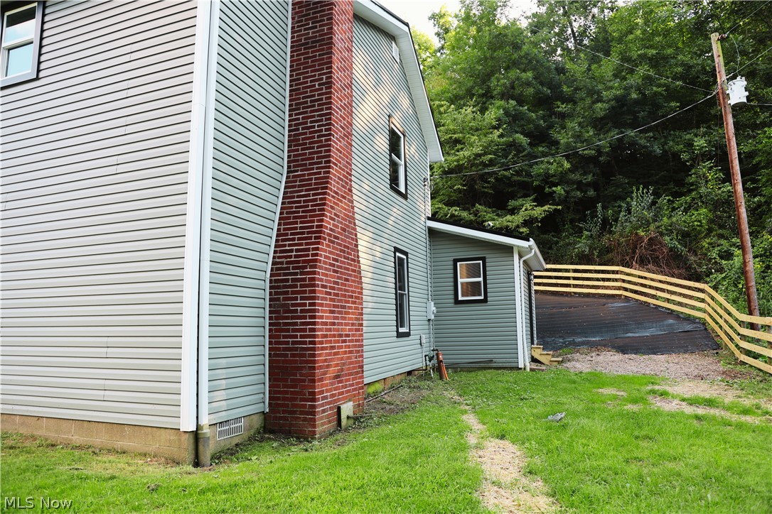 24981 Township Road 26 Road Coshocton OH 43812
