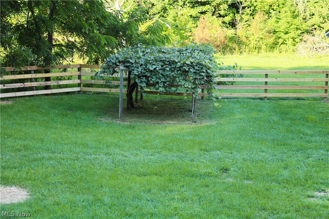 24981 Township Road 26 Road Coshocton OH 43812