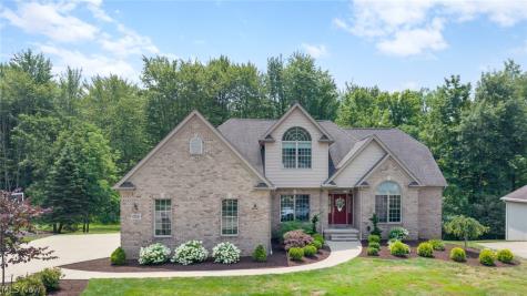 5229 Waterbridge Drive North Royalton OH 44133