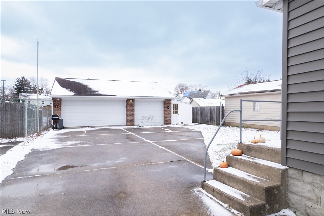 30 20th Street SW Barberton OH 44203