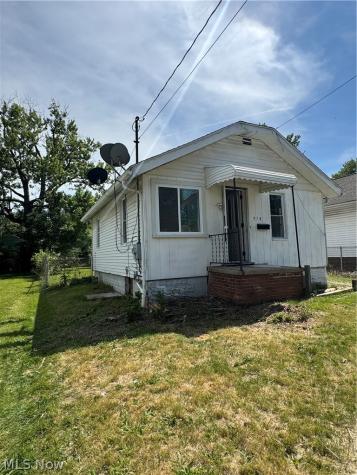 974 Wyley Avenue Akron OH 44306